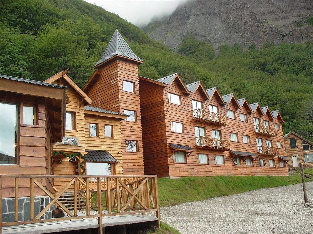 Bagu Ushuaia Hotel Exterior photo