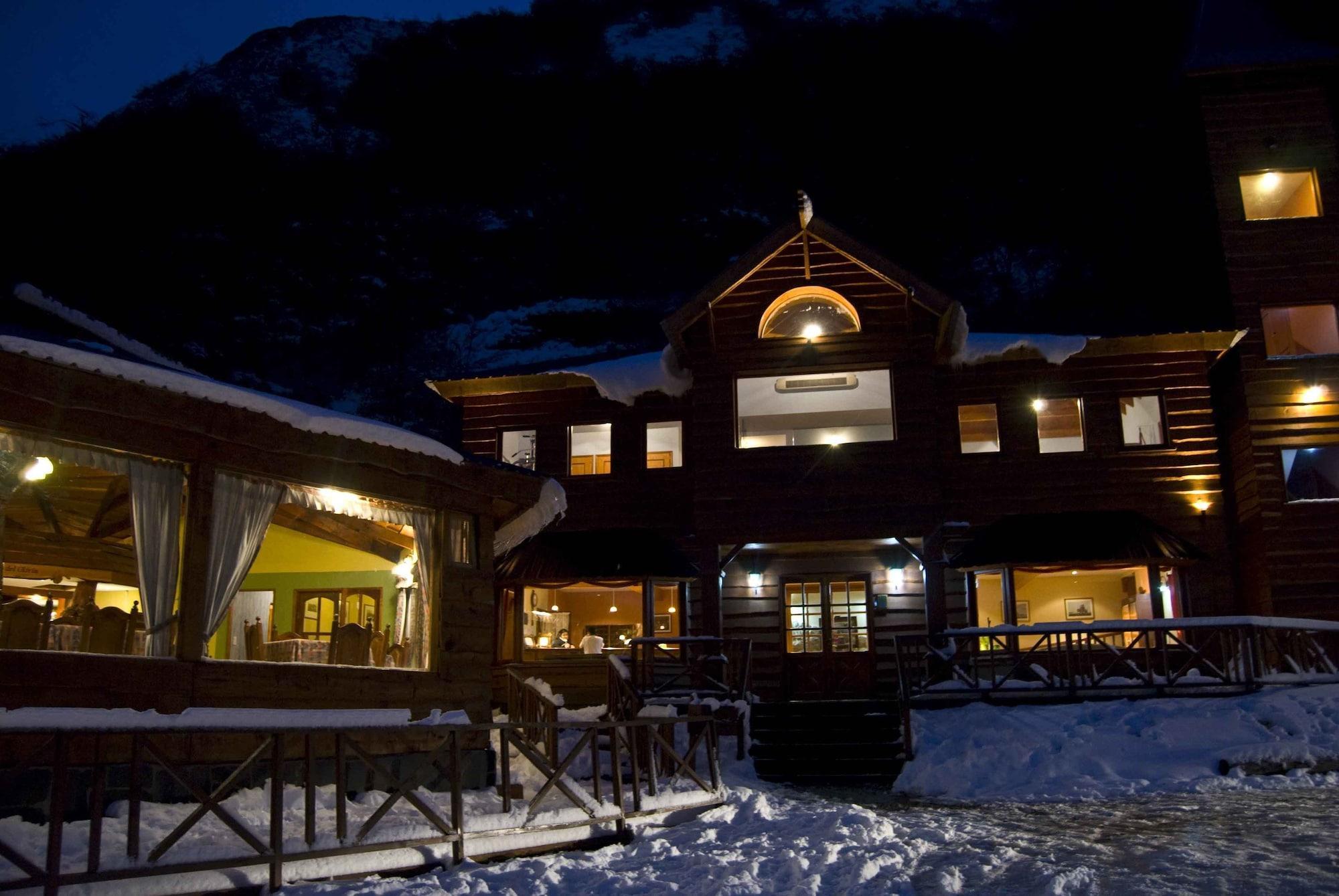 Bagu Ushuaia Hotel Exterior photo